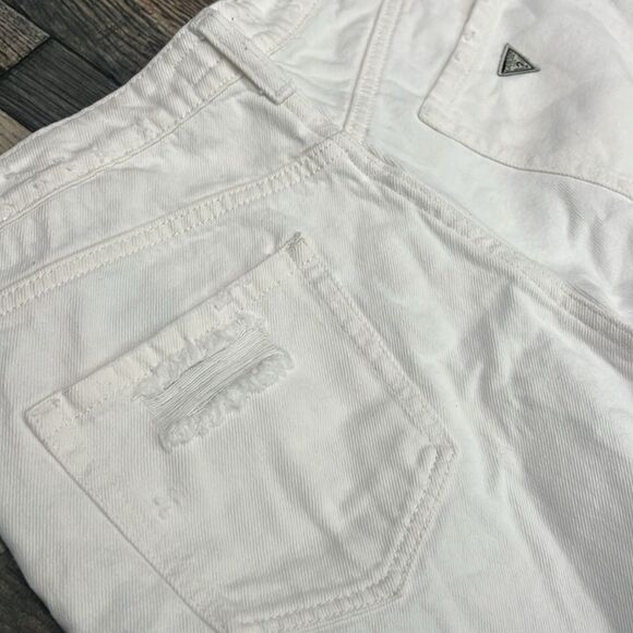 🔥 GUESS LOS ANGELES White Factory Cut-off Denim Jean Shorts Women Size 29 - EUC - Picture 4 of 11